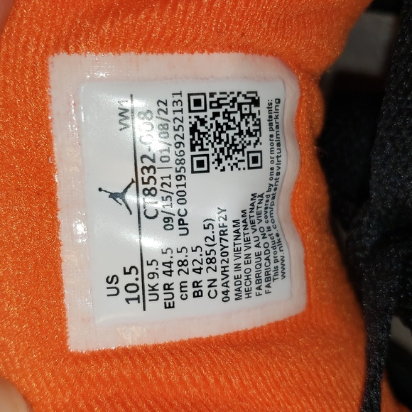 Jordan 3 Retro "Desert Elephant" - Picture 6 of 8